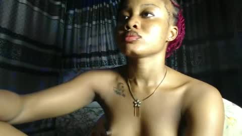 Snapshot of temptqueen chatting on 12, 6, 2026 VELVET online show from 12, 6, 2026