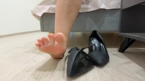 Ada  online show from 18, 9, 2025