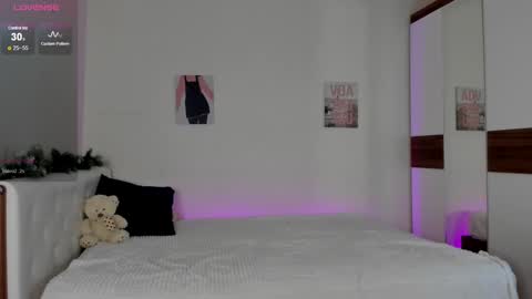 Sexy girl Li online show from 12, 1, 2025