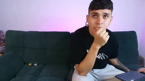 tender_dust online show from 27, 10, 2025