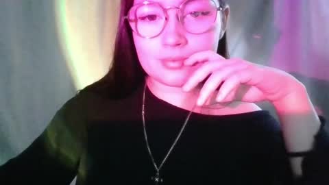 Snapshot of tendre_amelia chatting on 8, 4, 2026 tendre_amelia online show from 8, 4, 2026