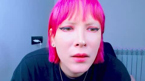 Snapshot of tenebrise chatting on 7, 10, 2025 Kira online show from 7, 10, 2025