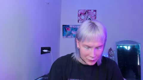 Kira online show from 8, 6, 2026