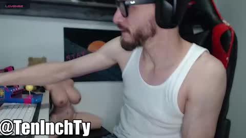 Snapshot of teninchty chatting on 19, 1, 2026 Ty online show from 19, 1, 2026