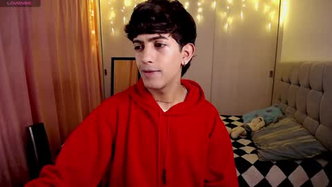 teo brown Independent model online show from 17, 12, 2024