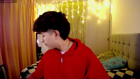 teo brown Independent model online show from 30, 12, 2024