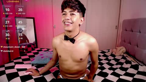 teo brown Independent model online show from 14, 1, 2025