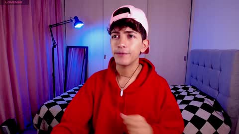 teo brown Independent model online show from 31, 1, 2025