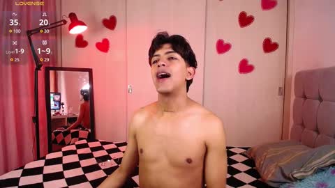 teo brown Independent model online show from 27, 2, 2025