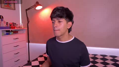 teo brown Independent model online show from 16, 9, 2025