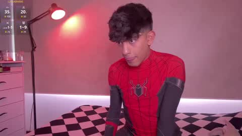 teo brown Independent model online show from 26, 9, 2025