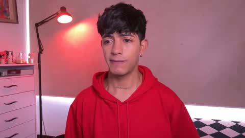 teo brown Independent model online show from 10, 10, 2025