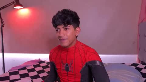 teo brown Independent model online show from 14, 10, 2025