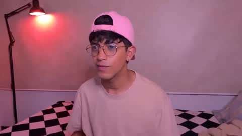 teo brown Independent model online show from 18, 10, 2025