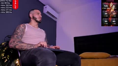 Teo Ferrer online show from 14, 9, 2025