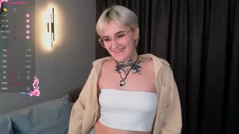 Snapshot of teresa_crawford chatting on 8, 1, 2026 Maria online show from 8, 1, 2026