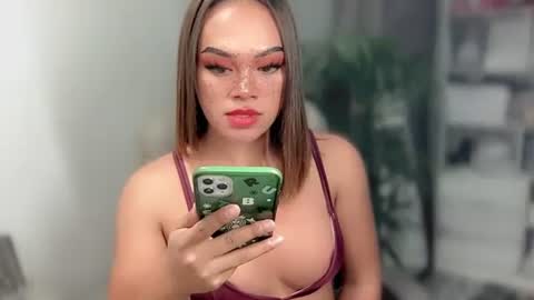 Snapshot of terri_jean69x chatting on 10, 12, 2024 TERRI the girl will hunt you online show from 10, 12, 2024