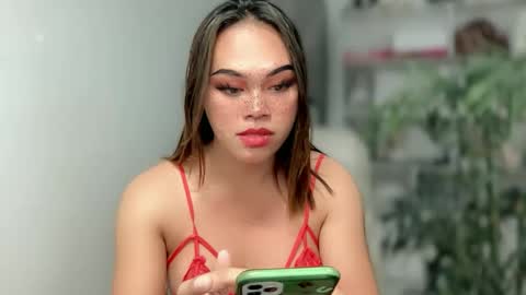 Snapshot of terri_jean69x chatting on 12, 12, 2024 TERRI the girl will hunt you online show from 12, 12, 2024