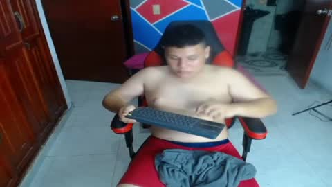 Snapshot of terryy_hot chatting on 17, 4, 2026 terryy_hot online show from 17, 4, 2026