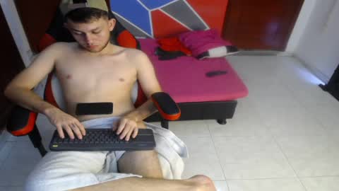Snapshot of terryy_hot chatting on 22, 4, 2026 terryy_hot online show from 22, 4, 2026