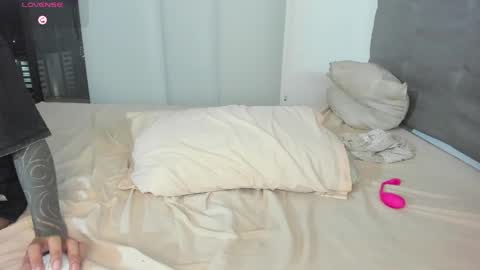 Tessa online show from 10, 5, 2026