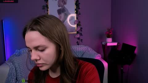 Snapshot of tessa_hit chatting on 19, 10, 2025 Tessa online show from 19, 10, 2025