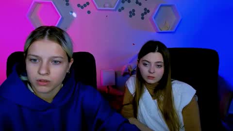 tessa_tea online show from 28, 11, 2025