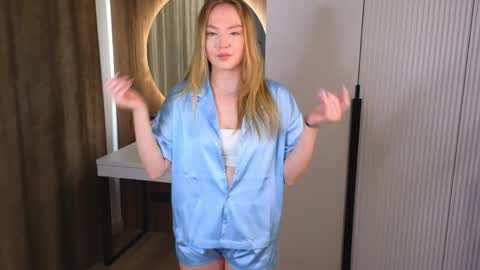 Candie online show from 1, 4, 2026