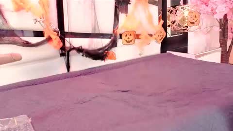  TESSA COOPER1  online show from 1, 11, 2025