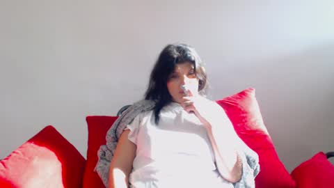 Snapshot of tessnaughty chatting on 5, 2, 2025 naughty tess online show from 5, 2, 2025