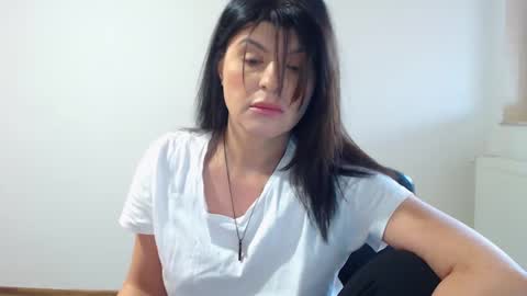 Snapshot of tessnaughty chatting on 8, 2, 2025 naughty tess online show from 8, 2, 2025