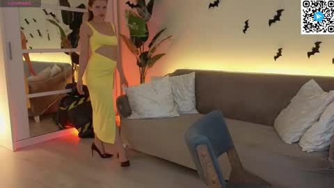 Snapshot of tesssahart chatting on 3, 11, 2025 TessaHart online show from 3, 11, 2025