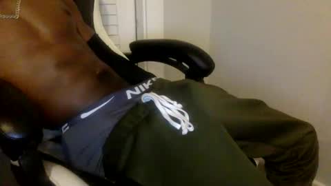 Snapshot of tevvdaren chatting on 25, 11, 2025 tevvdaren online show from 25, 11, 2025