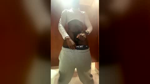 Snapshot of tevvdaren chatting on 8, 1, 2026 tevvdaren online show from 8, 1, 2026