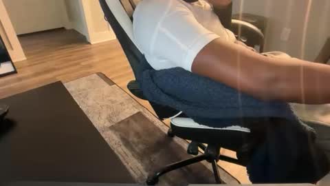 Snapshot of tevvdaren chatting on 11, 6, 2026 tevvdaren online show from 11, 6, 2026