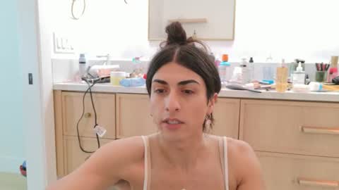 babygirlmami online show from 20, 5, 2026