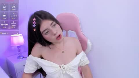 Snapshot of thalia_bae chatting on 4, 3, 2026 Thalia online show from 4, 3, 2026