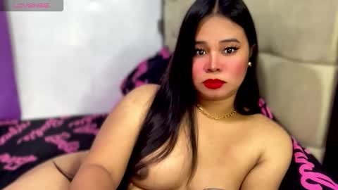 Snapshot of thalia_houston69 chatting on 1, 12, 2025 Ms. Thalia online show from 1, 12, 2025
