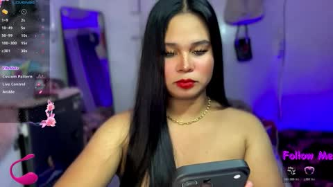 Snapshot of thalia_houston69 chatting on 14, 1, 2026 Ms. Thalia online show from 14, 1, 2026