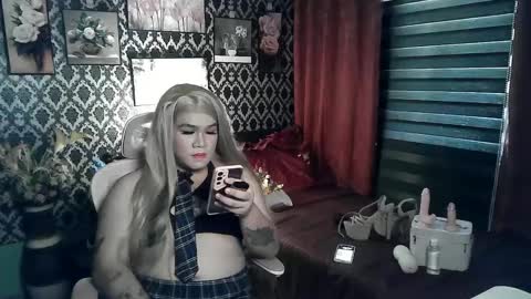 Snapshot of thaliafoxyummy chatting on 4, 3, 2025 thaliafoxyummy online show from 4, 3, 2025