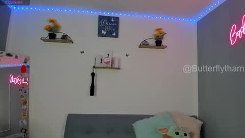 Snapshot of thamara_cooper_ chatting on 14, 2, 2025 thamara_cooper_ online show from 14, 2, 2025