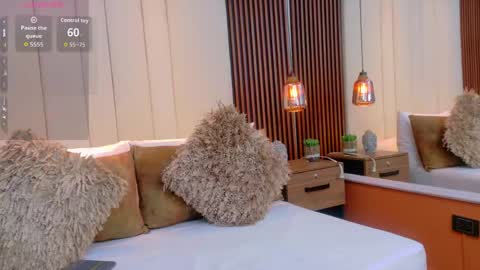 Snapshot of thamarajadee chatting on 13, 5, 2026 Thamara online show from 13, 5, 2026