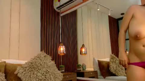 Snapshot of thamarajadee chatting on 10, 6, 2026 Thamara online show from 10, 6, 2026