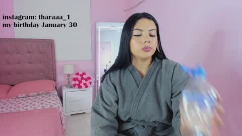 Snapshot of tharaaa_1 chatting on 17, 1, 2025 Independent model online show from 17, 1, 2025