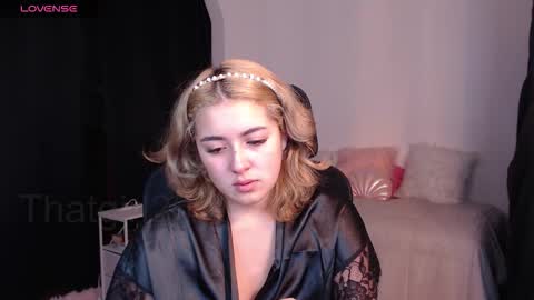 Snapshot of thatgirl2003 chatting on 17, 10, 2025   online show from 17, 10, 2025