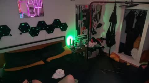 thatsluttynurse online show from 14, 4, 2026