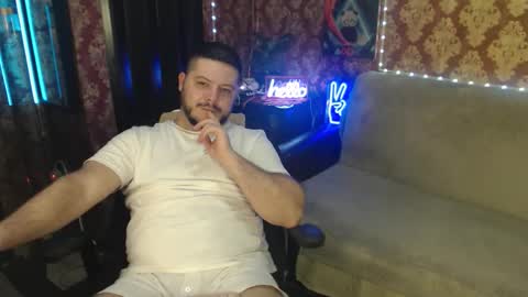 Snapshot of the_avengersgth chatting on 13, 10, 2025 thor lord online show from 13, 10, 2025