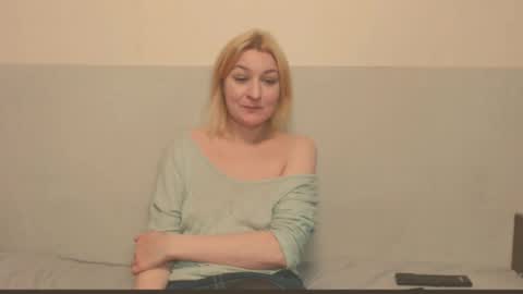 Snapshot of the_basic_instinctt chatting on 27, 5, 2026 Eva online show from 27, 5, 2026