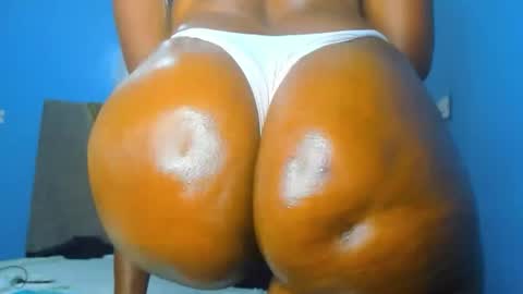 Snapshot of the_beautiful_barbie chatting on 5, 10, 2025 the_beautiful_barbie online show from 5, 10, 2025