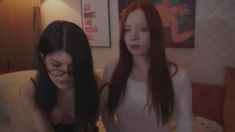 EllaLyn online show from 9, 1, 2026